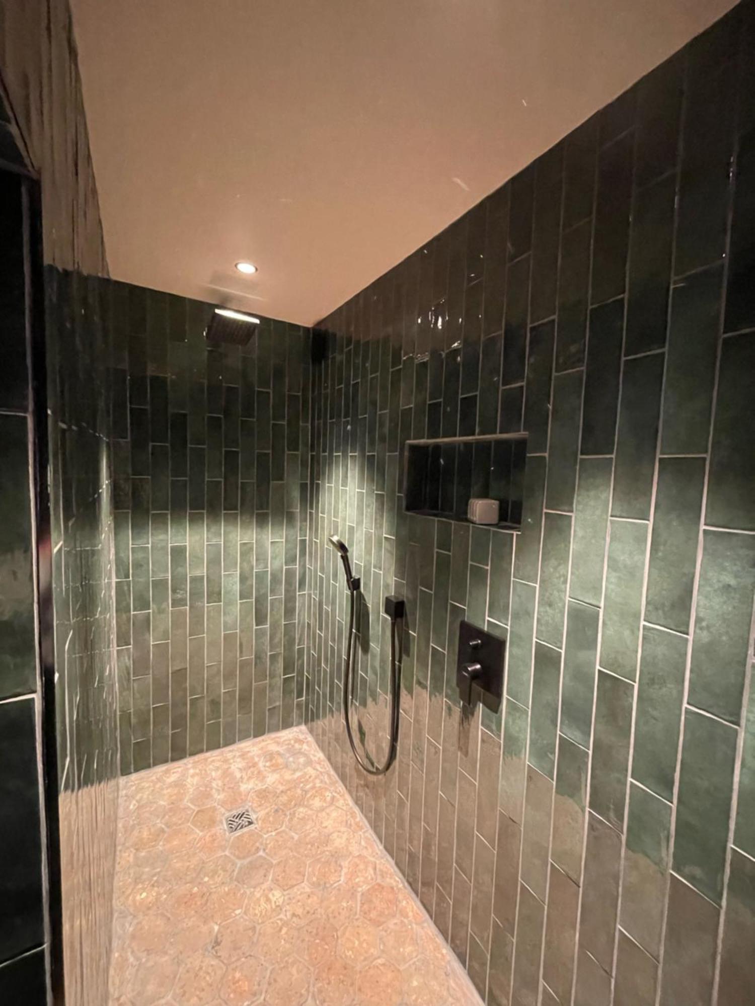 La Chapelle Du Carmel - Centre Ville - 340 M2 - Spa - Cinema - Parking - 랭스 외부 사진